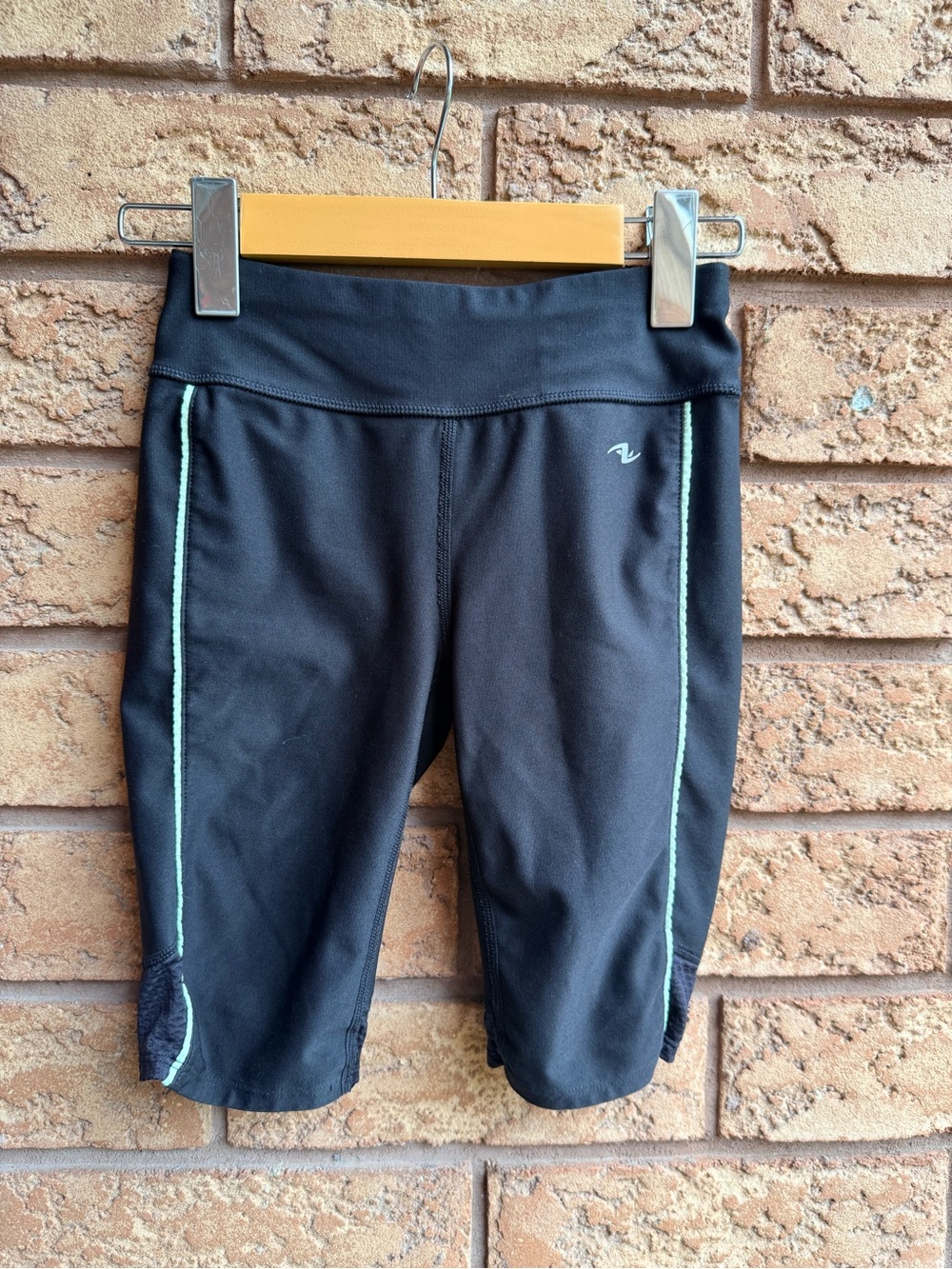 10/$25 • Athletic Works Black Active Capris